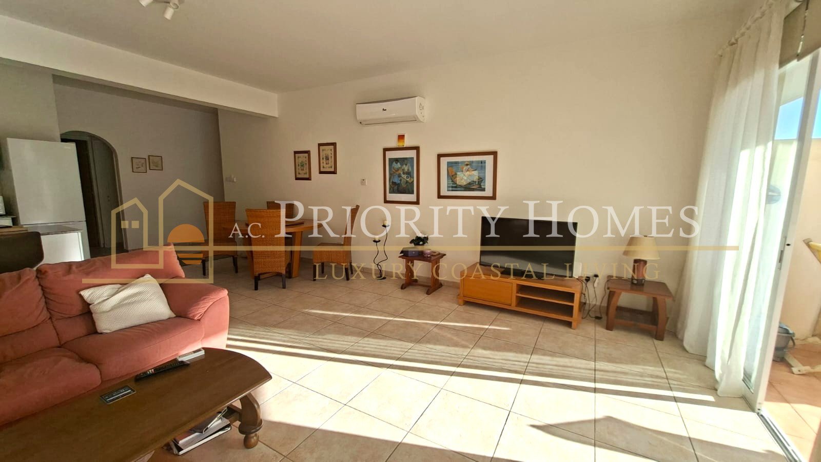 Two-Bedroom Furnished Apartment for Rent in Universal