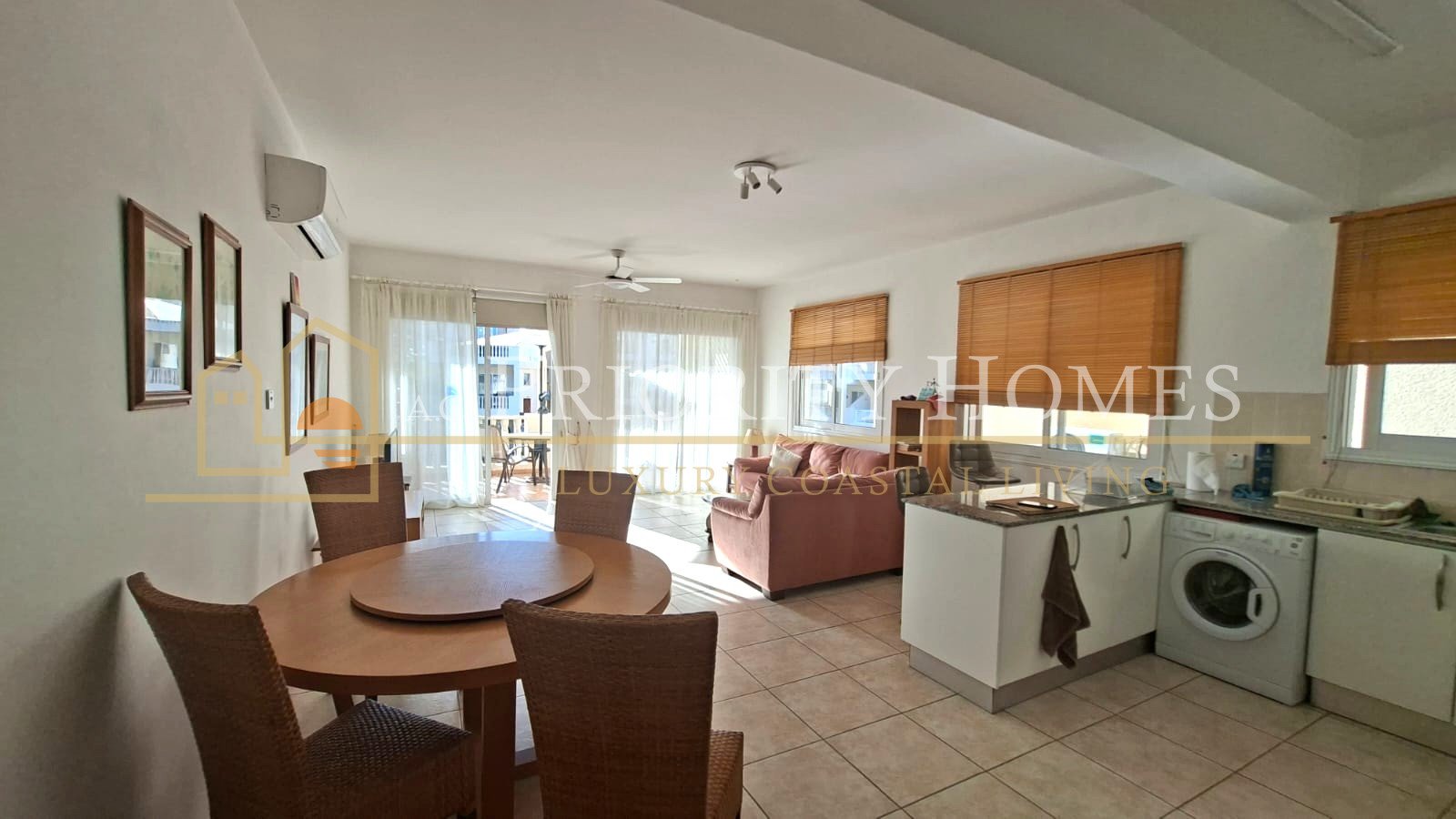 Two-Bedroom Furnished Apartment for Rent in Universal