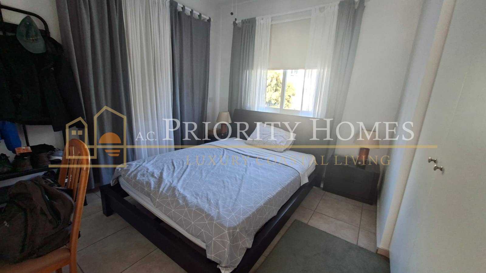 Two-Bedroom Furnished Apartment for Rent in Universal