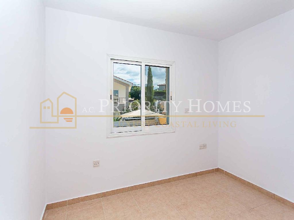 Three-Bedroom Apartment in Konia