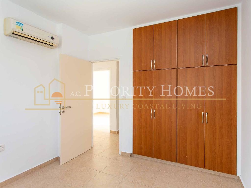 Three-Bedroom Apartment in Konia