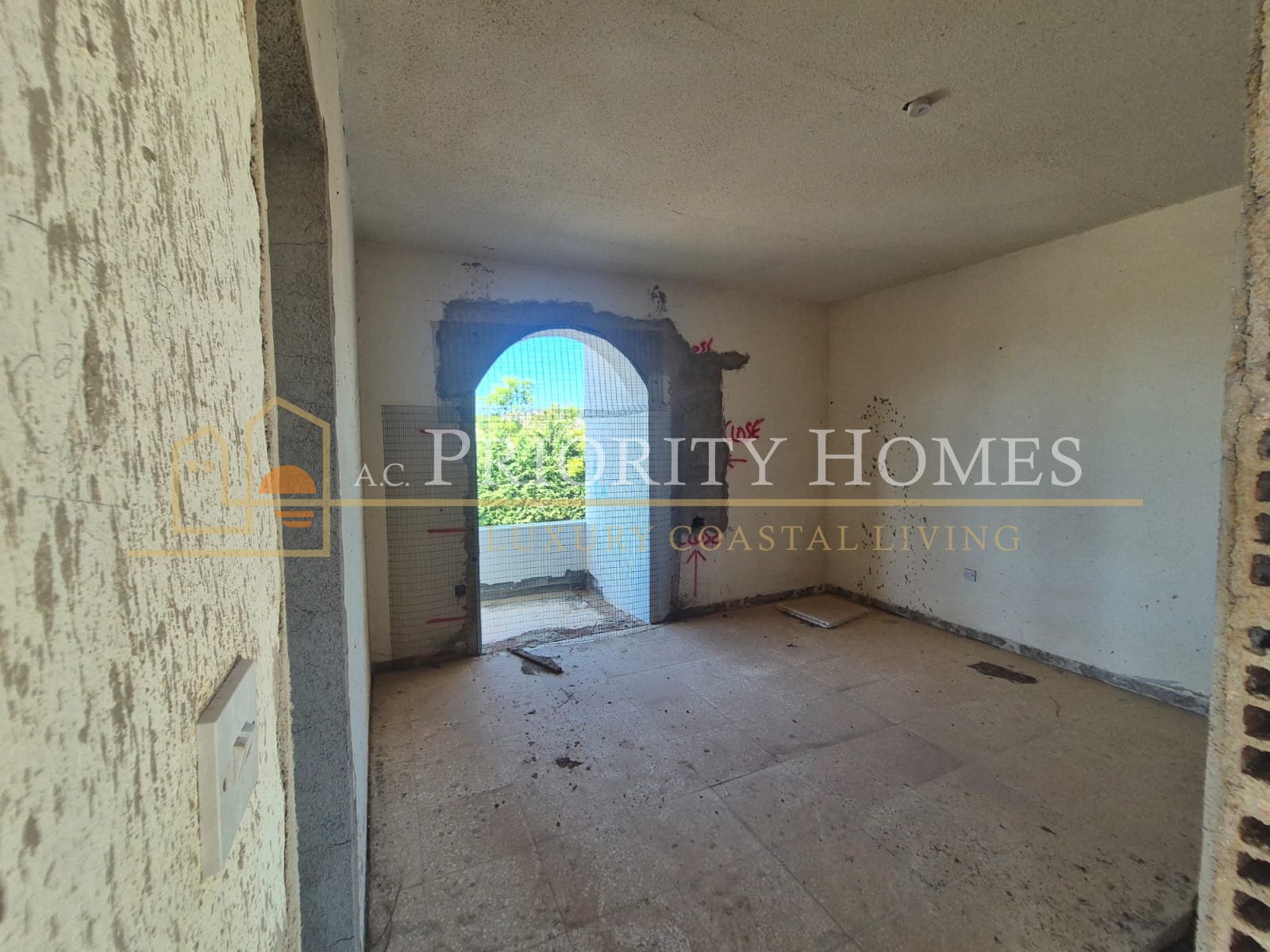 Incomplete Four or Five-Bedroom House in Pegeia – Sea Caves
