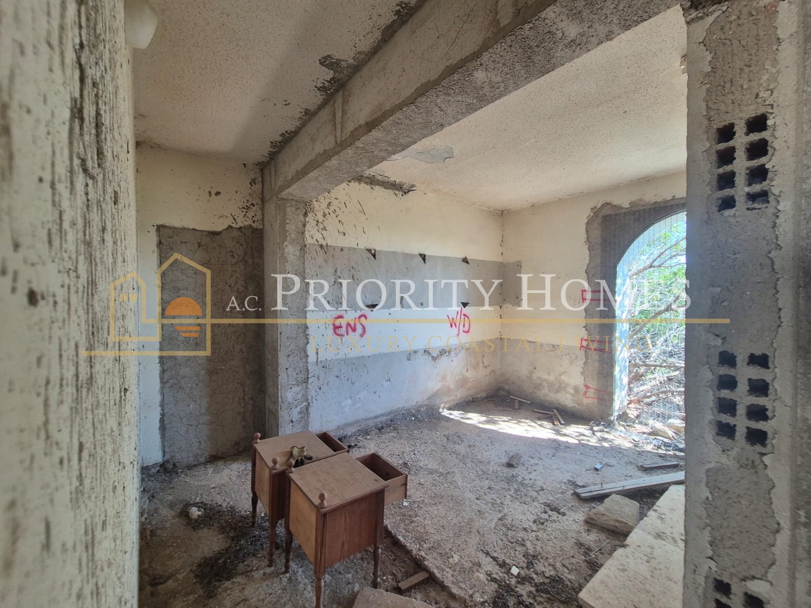 Incomplete Four or Five-Bedroom House in Pegeia – Sea Caves