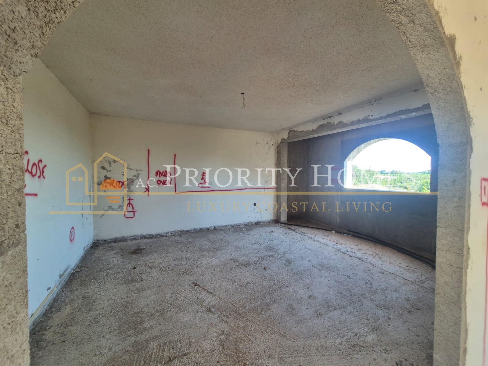 Incomplete Four or Five-Bedroom House in Pegeia – Sea Caves