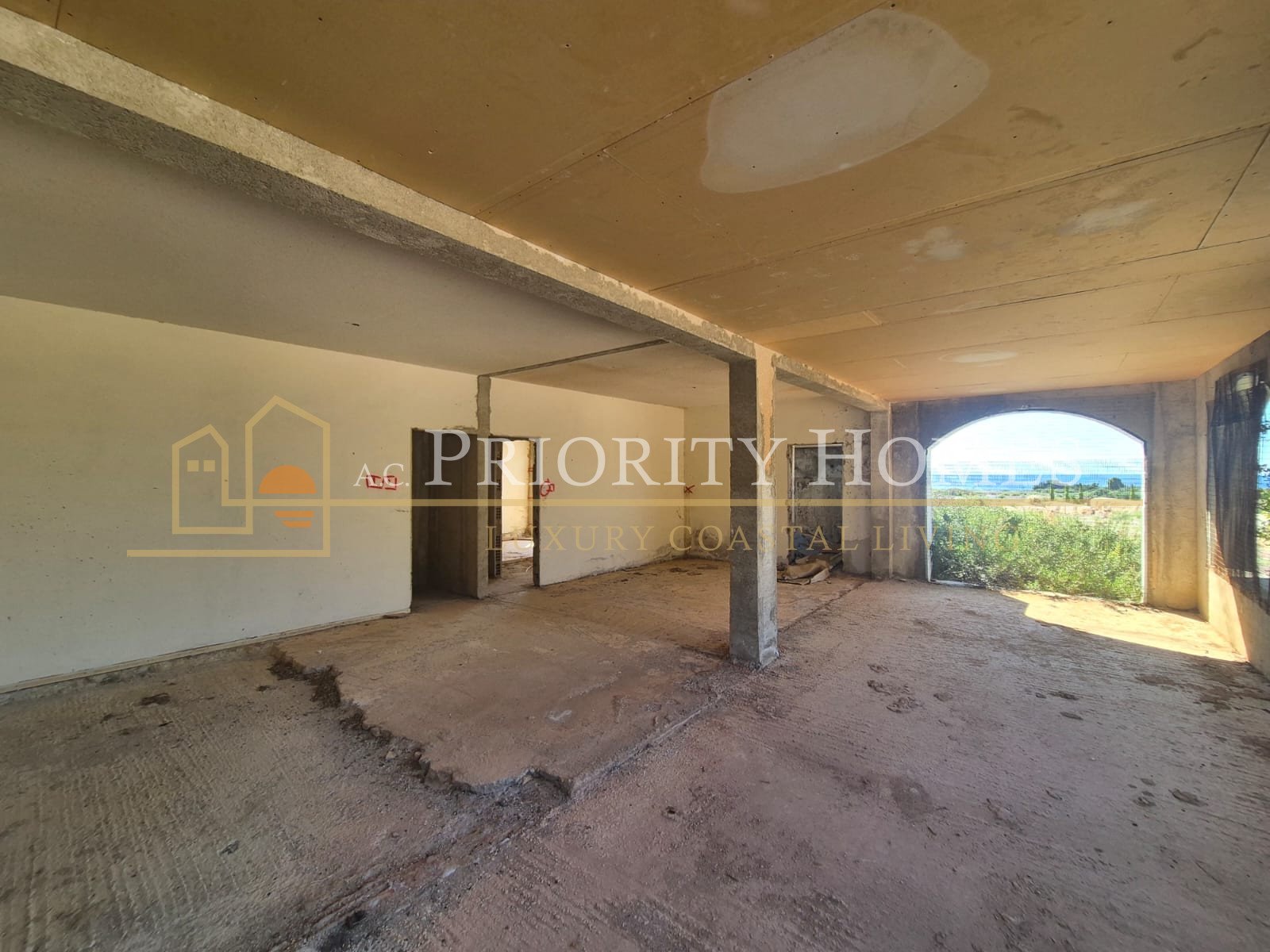 Incomplete Four or Five-Bedroom House in Pegeia – Sea Caves