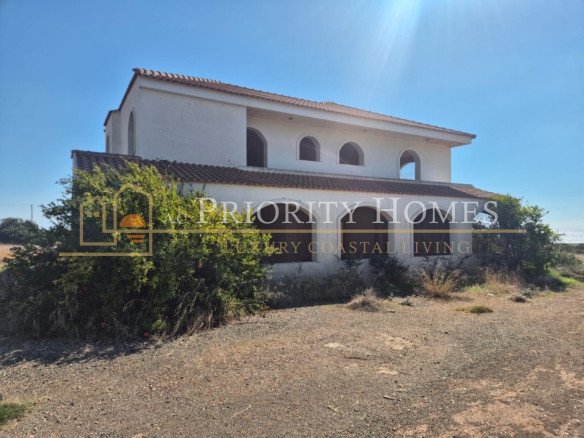 Incomplete Four or Five-Bedroom House in Pegeia – Sea Caves