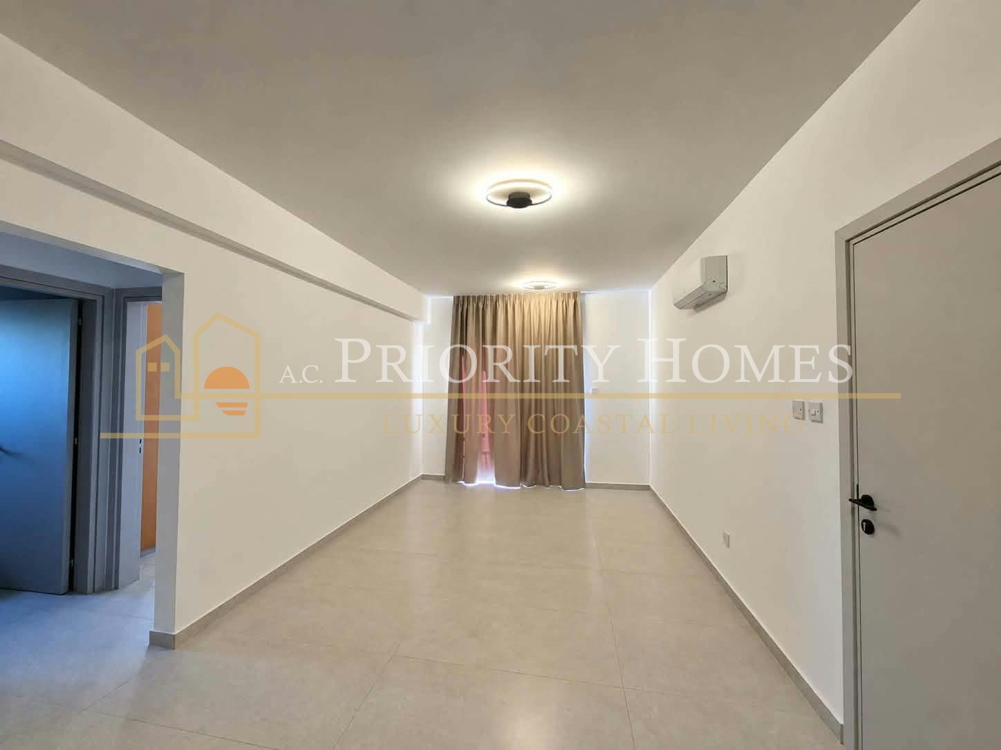 Modern Two‑Bedroom Apartment in Chloraka